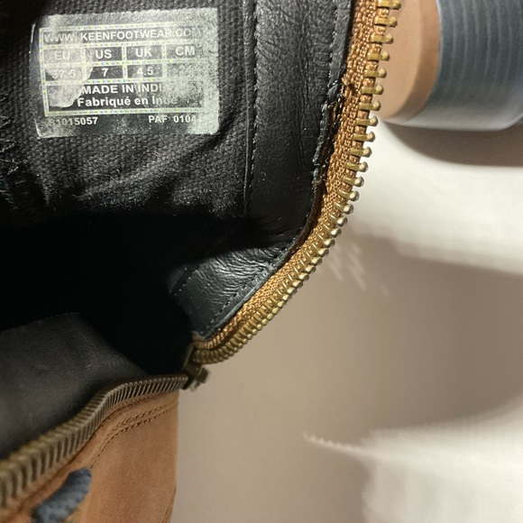 Keen Brown blue Morrison boots. Size 7 - Picture 11 of 14